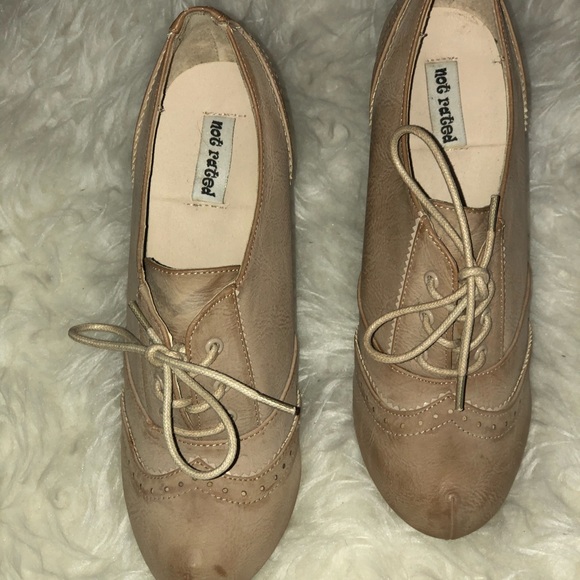 Booties size 8.5 - Picture 4 of 8